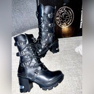 STUNNING handcrafted leather biker heeled boots, New Rock brand, never worn